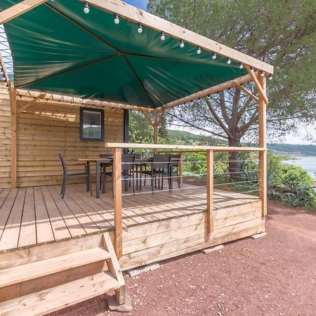 Camping Le Mas De Riri Celles  외부 사진
